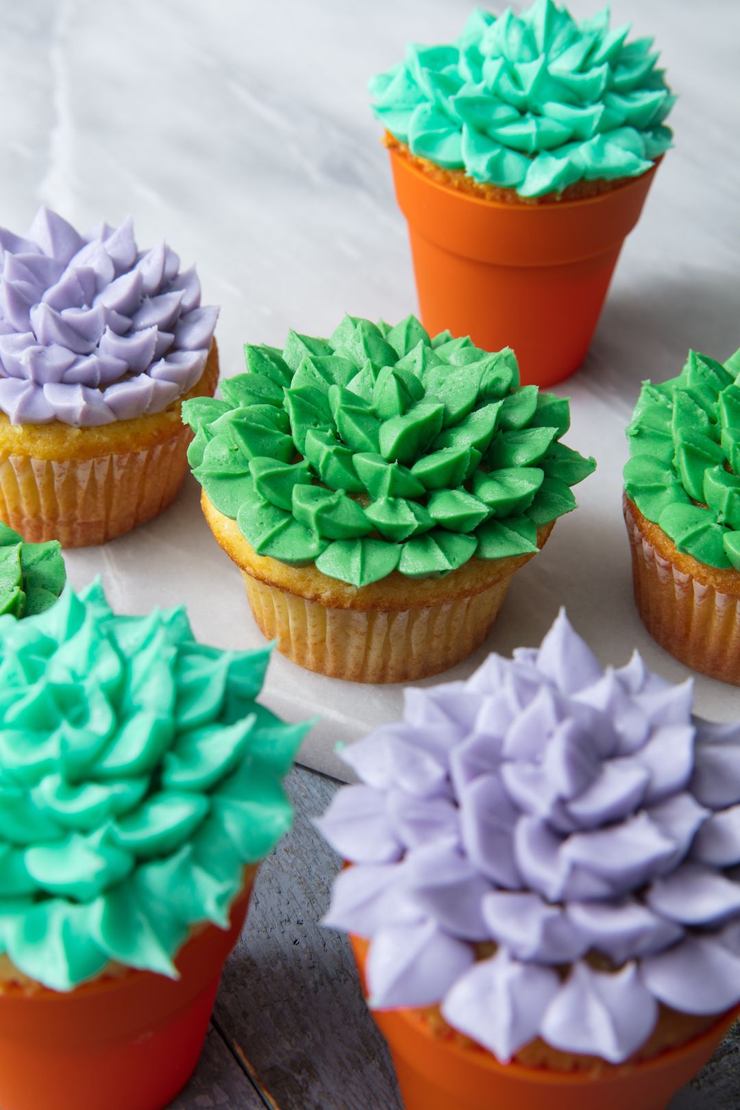 Nature Inspired Flower Design Cuupcakes